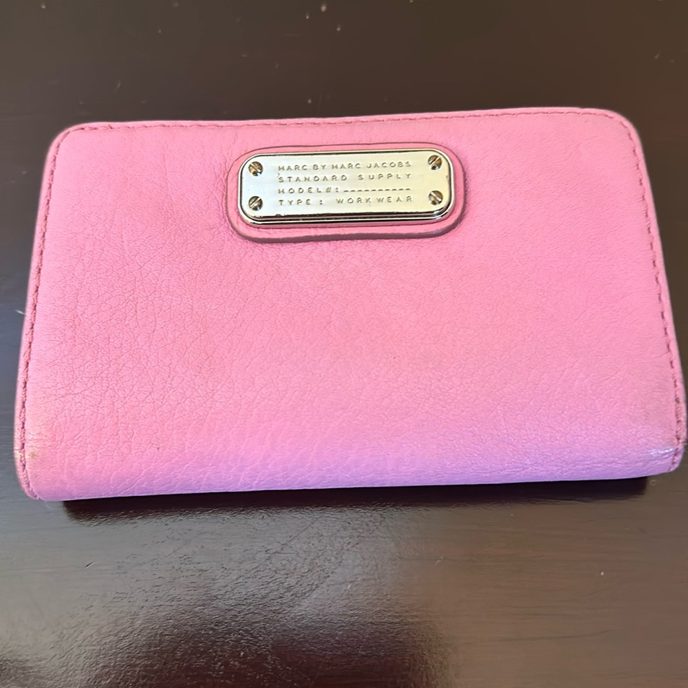Marc by Marc Jacob’s pink wallet. Good condition.
